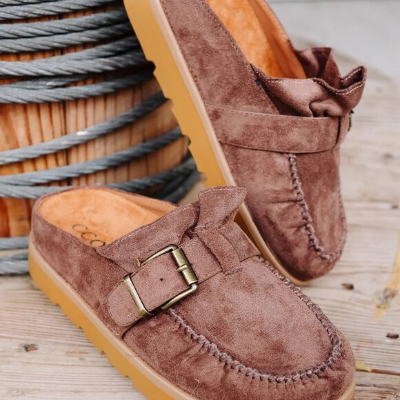 NWB Effy Ruffle Slip-On Moccassin Mules - Picture 1 of 7